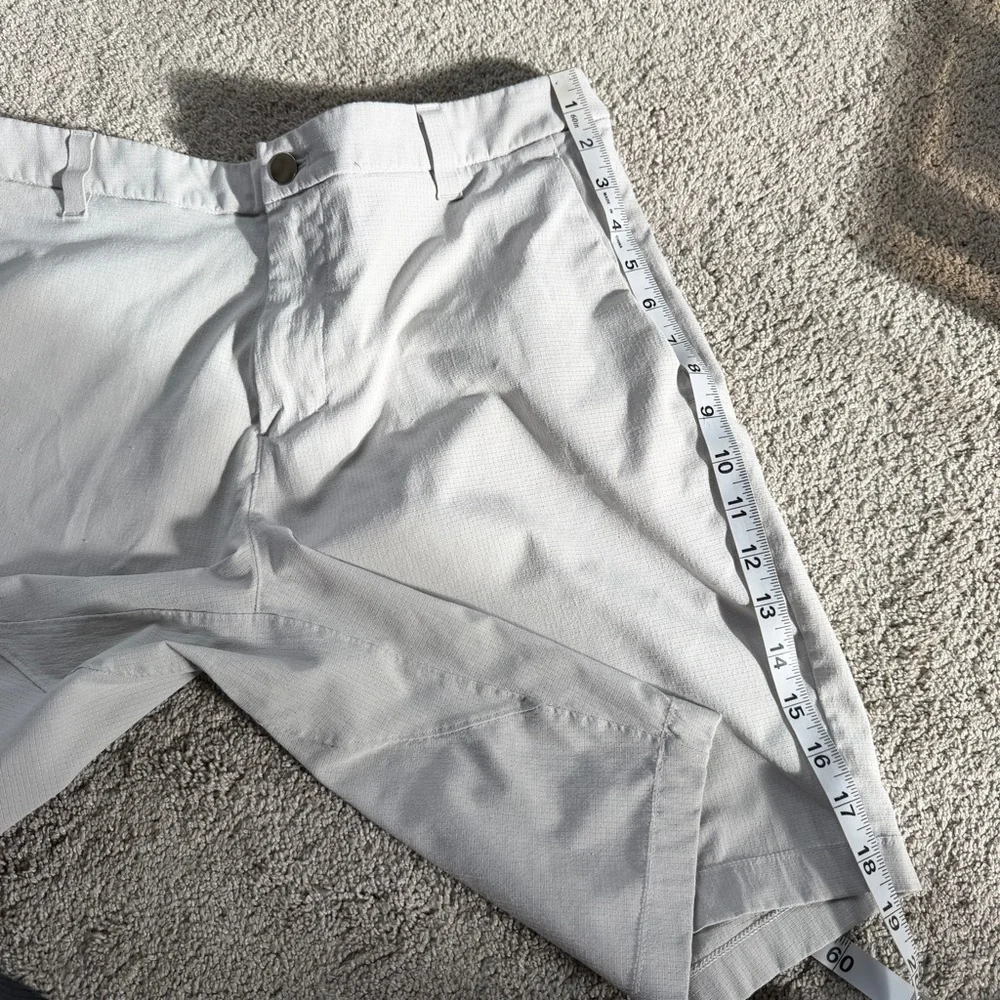 Lululemon Men’s Commission Short Classic 9